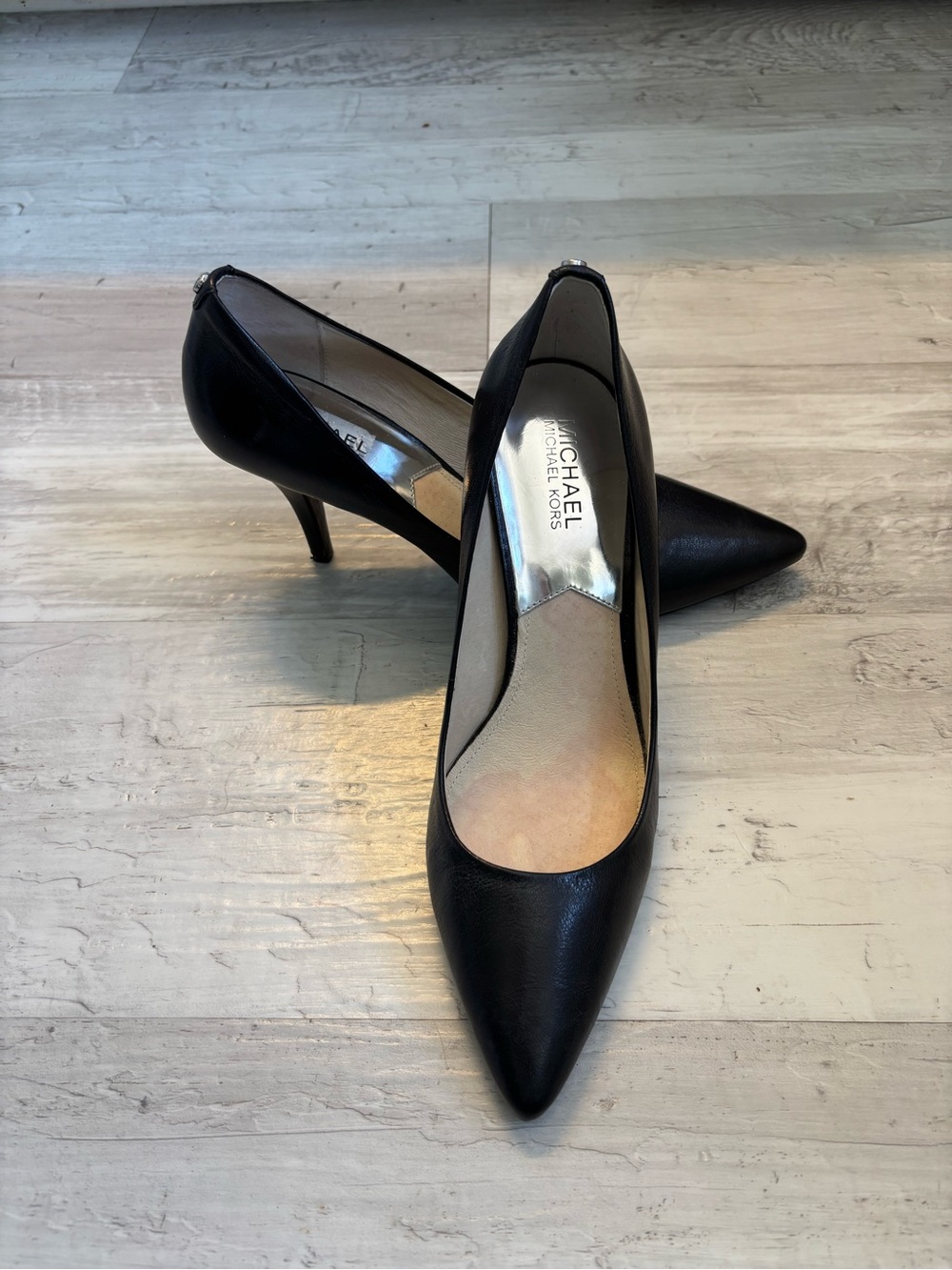 MICHAEL Michael Kors Black Leather Pointed-Toe Pumps Women’s Size 10